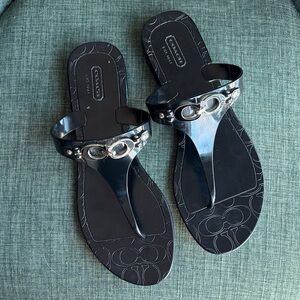 Coach Women’s Pennie jelly Black thong classic C signature Sandals size 9 EUC